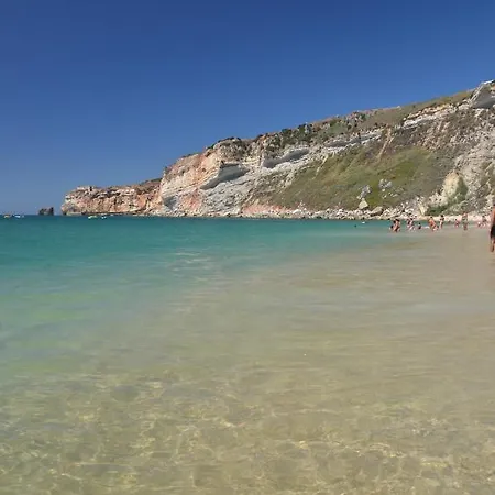 Bed & Seaside - Bola Da Nivea 나자레