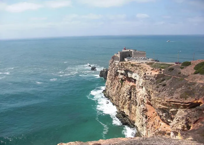 Bed & Seaside - Bola Da Nivea Nazare