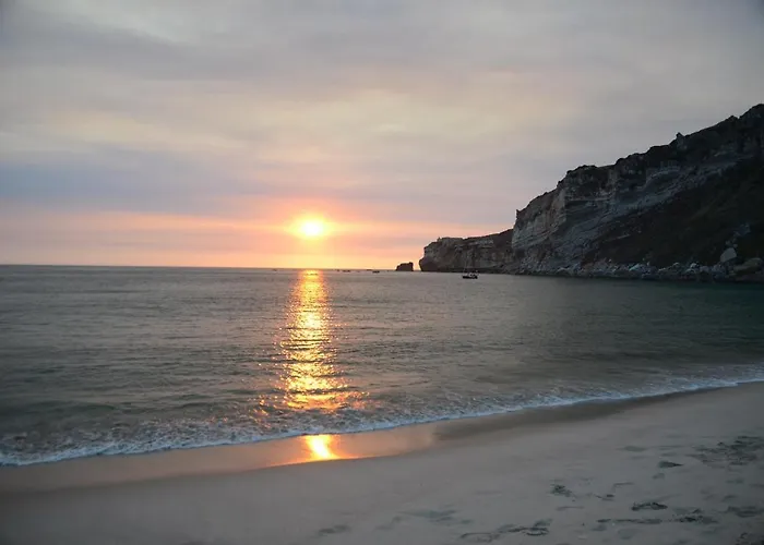 Bed & Seaside - Bola Da Nivea * Nazare